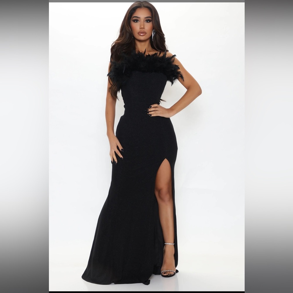 Fashion Nova Black Feather Trim Maxi Dress